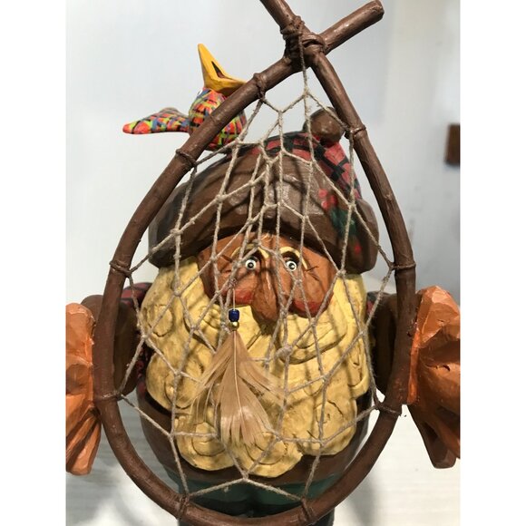 House Of Hatten Santa Figurine With Dreamcatcher & Bird  Handcrafted 1997 - Picture 2 of 6